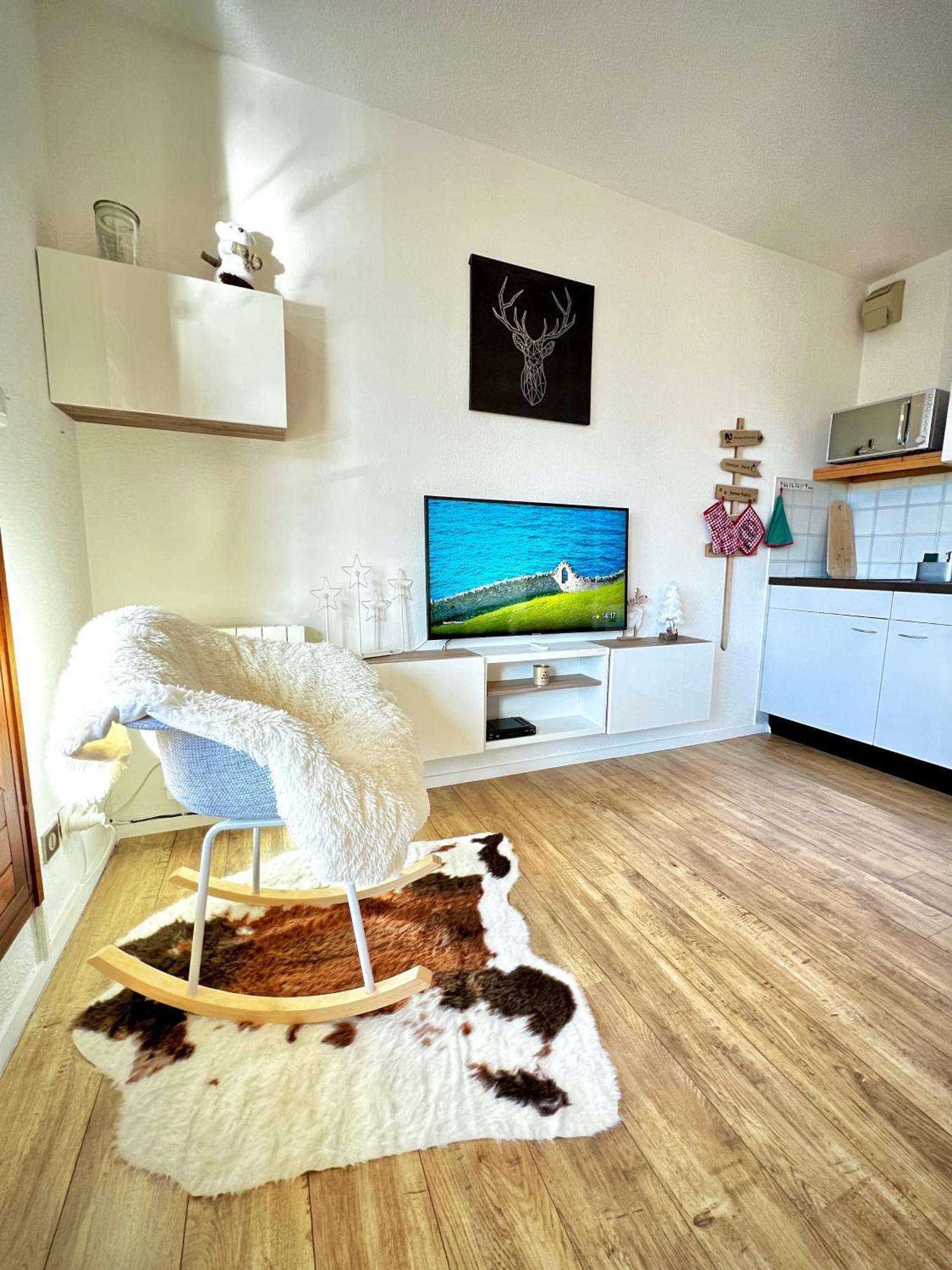 Apartamento La Joue Du Loup, Aux Pieds Des Pistes Et Vue Sur Montagnes Exterior foto